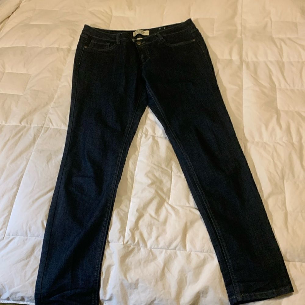 D. JEANS., New York, ladies size 12, like new, cotton/poly/spandex blend